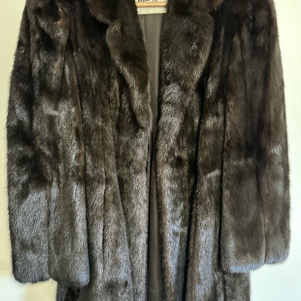 Vintage Sakowitz Women’s Mink Coat